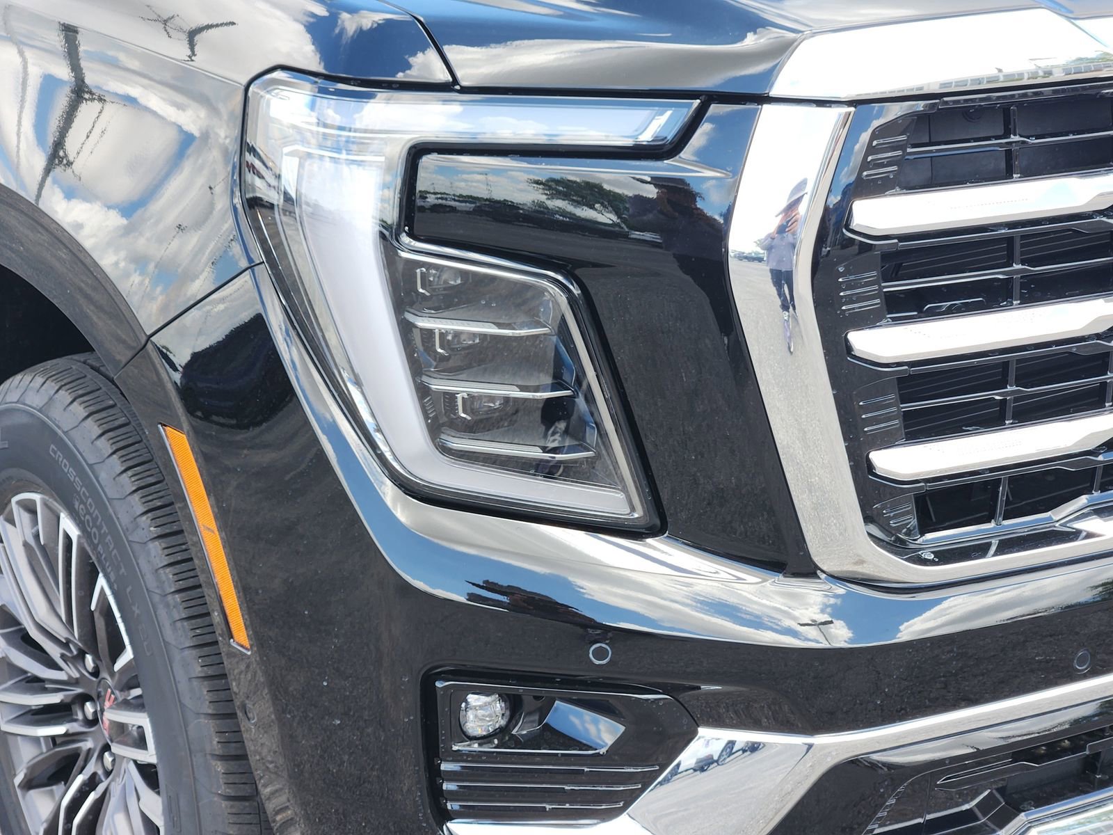 New 2026 GMC Yukon Elevation AWD/4WD image 9