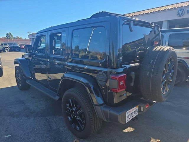 Used 2021 Jeep Wrangler Unlimited Sahara w/ Cold Weather Group image 4