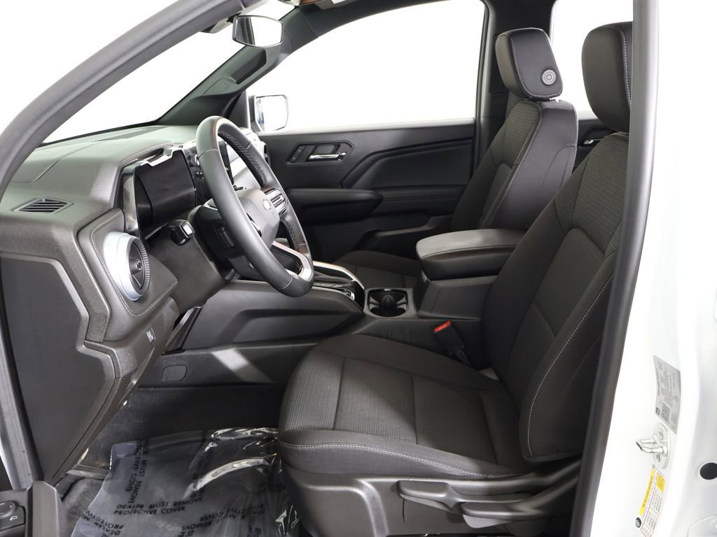 Used 2024 Chevrolet Colorado LT w/ LT Convenience Package AWD/4WD image 29