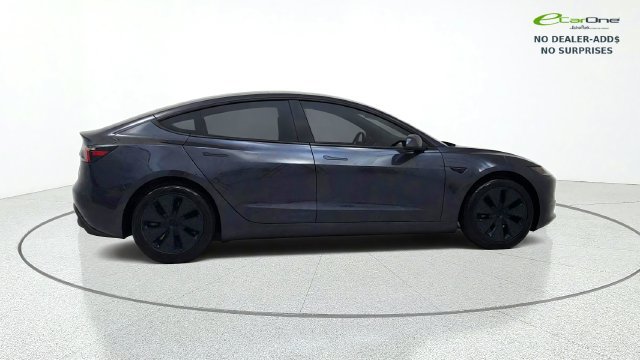 Used 2025 Tesla Model 3 RWD image 9