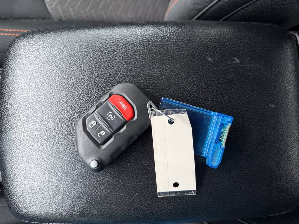 Used 2021 Jeep Gladiator Mojave w/ LED Lighting Group image 31