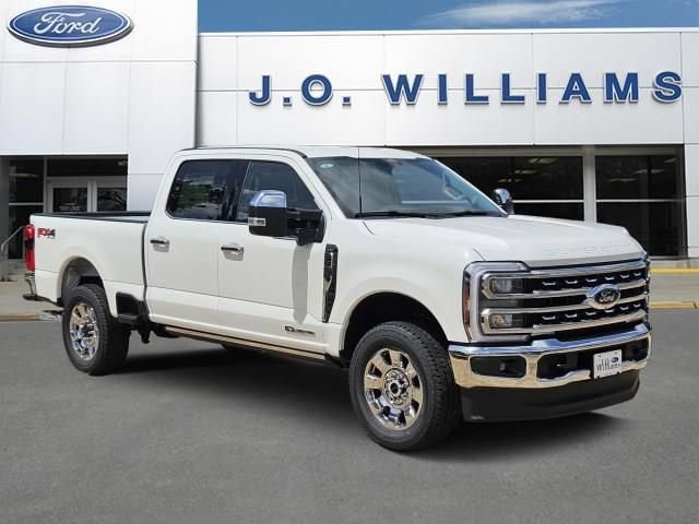 New 2026 Ford F250 Lariat w/ Chrome Package