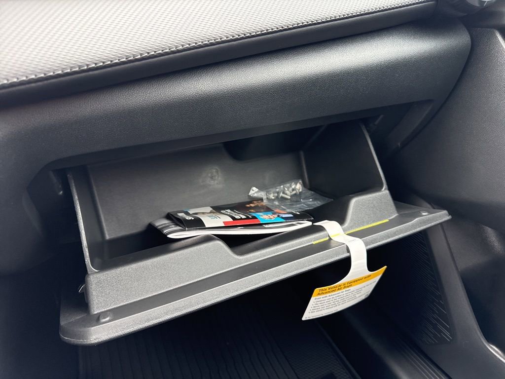 New 2026 Chevrolet Equinox LT w/ Convenience Package II image 40