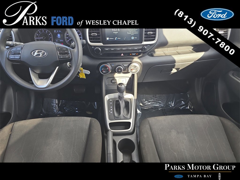 Used 2020 Hyundai Venue SE image 10