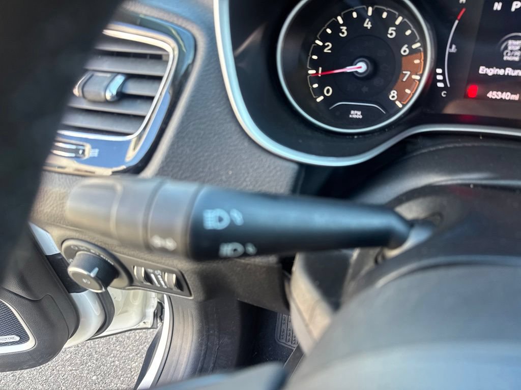 Used 2021 Jeep Compass Latitude w/ Sun and Sound Group AWD/4WD image 37