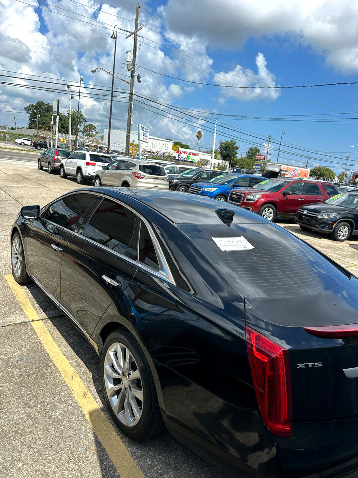 Used 2017 Cadillac XTS Luxury image 3