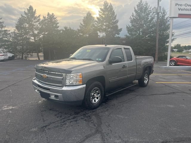 Used 2013 Chevrolet Silverado 1500 LT AWD/4WD image 3