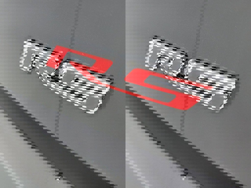 Used 2022 Chevrolet Traverse RS image 9