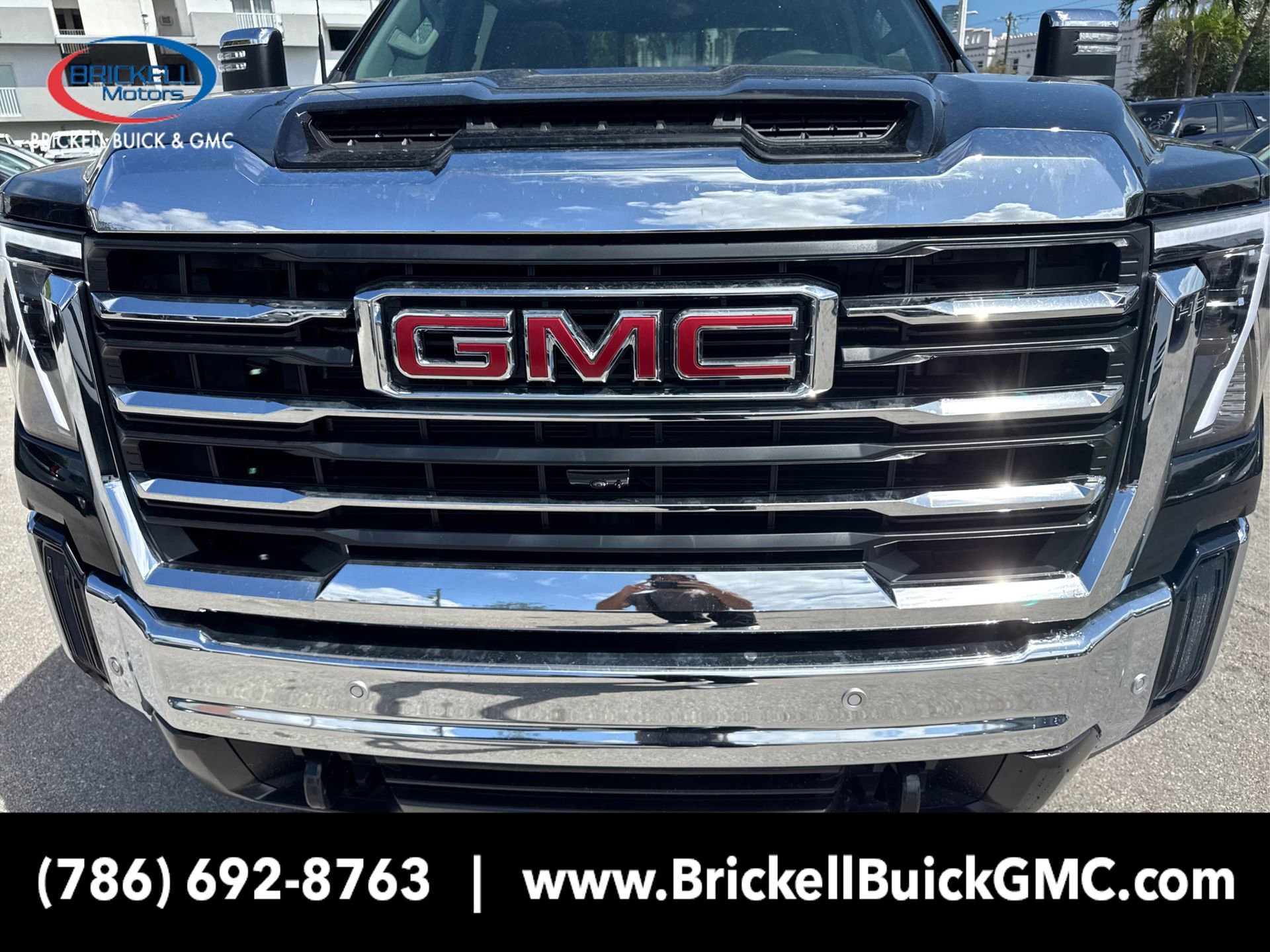 New 2025 GMC Sierra 3500 SLT w/ SLT Convenience Package image 11