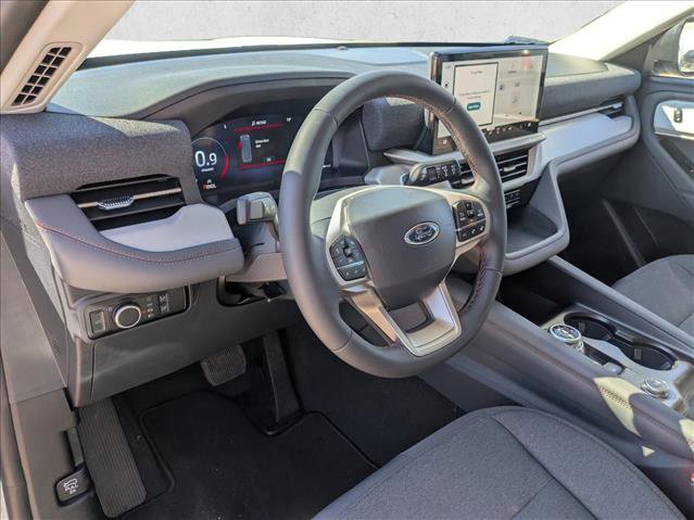 New 2026 Ford Explorer Active image 2