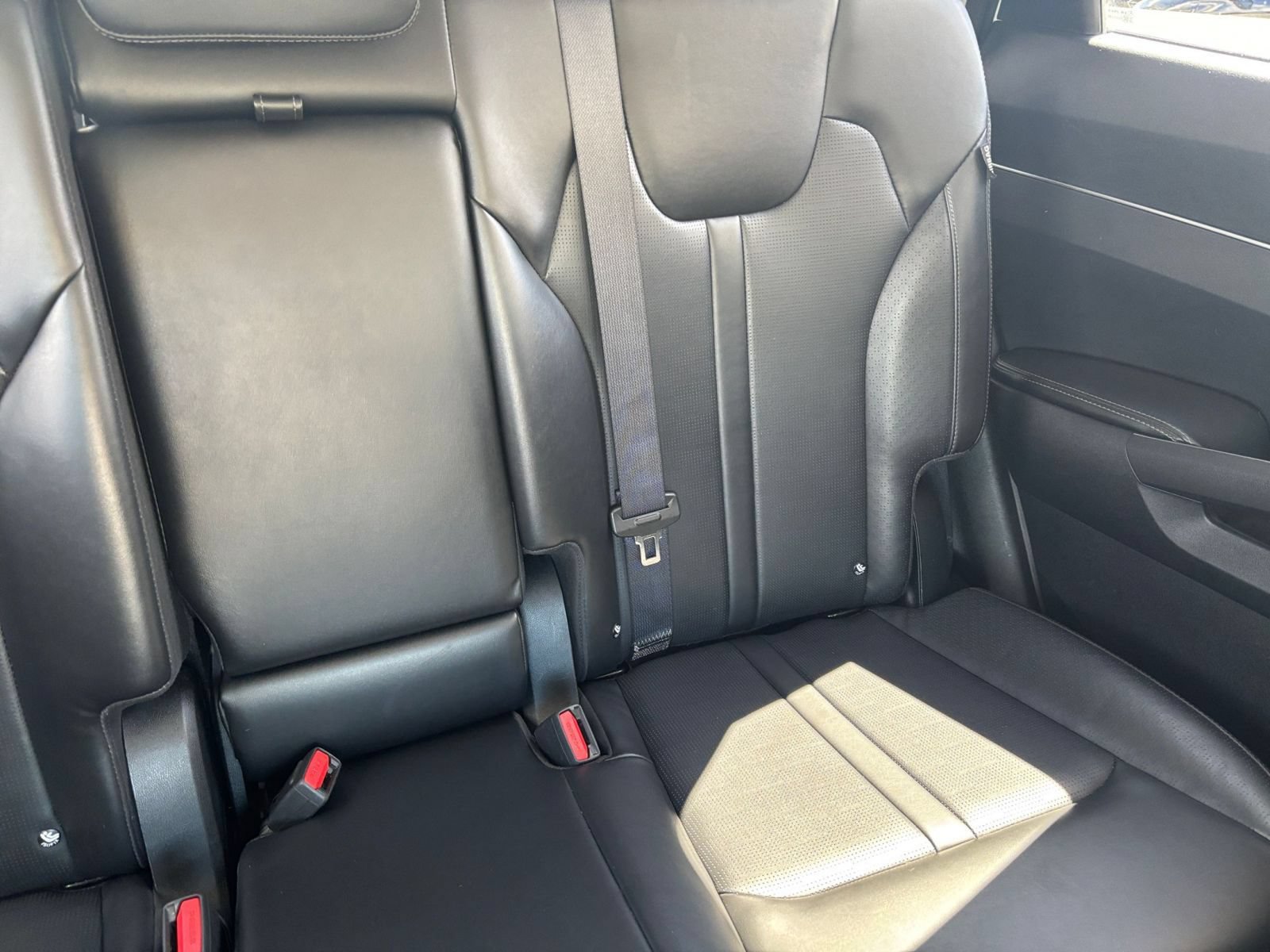 Used 2024 Kia Sorento S AWD/4WD image 40