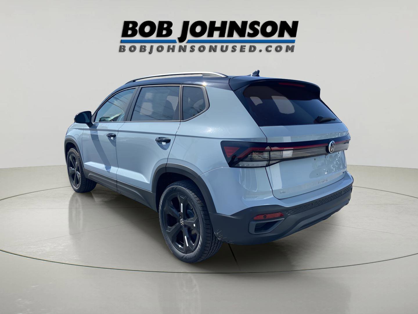 Used 2025 Volkswagen Taos SE image 10