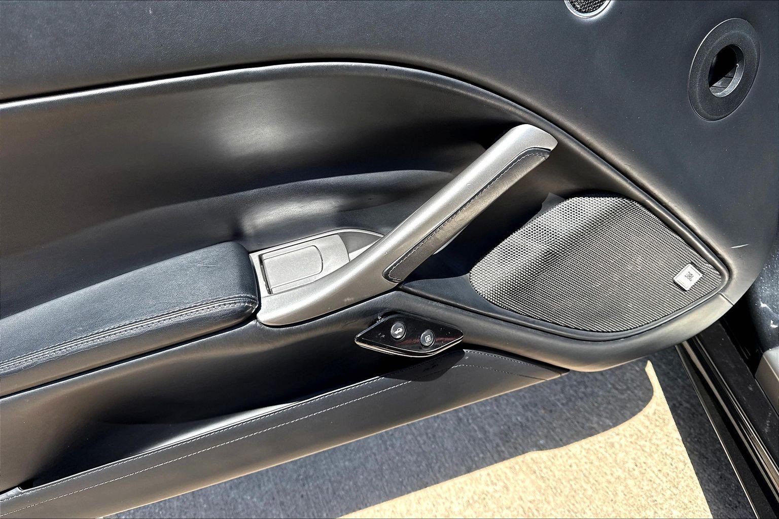 Used 2014 Ferrari F12 Berlinetta RWD image 30