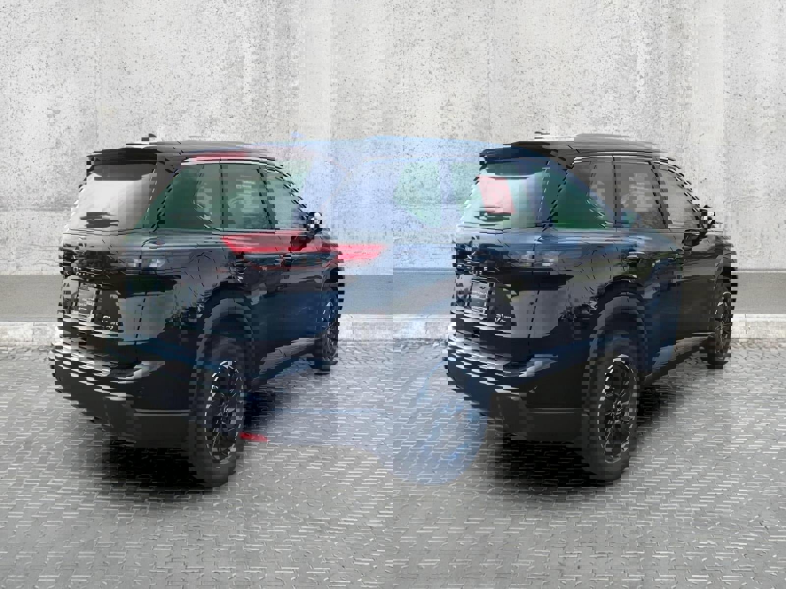 Used 2024 Nissan Rogue SV w/ SV Premium Package image 11