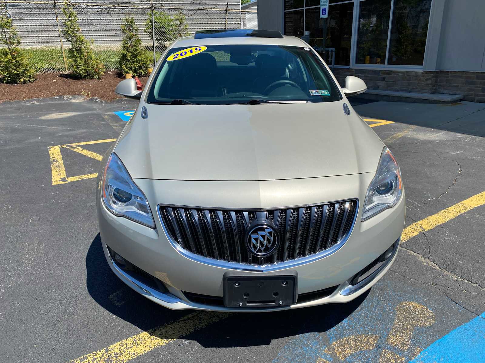 Used 2015 Buick Regal FWD image 11