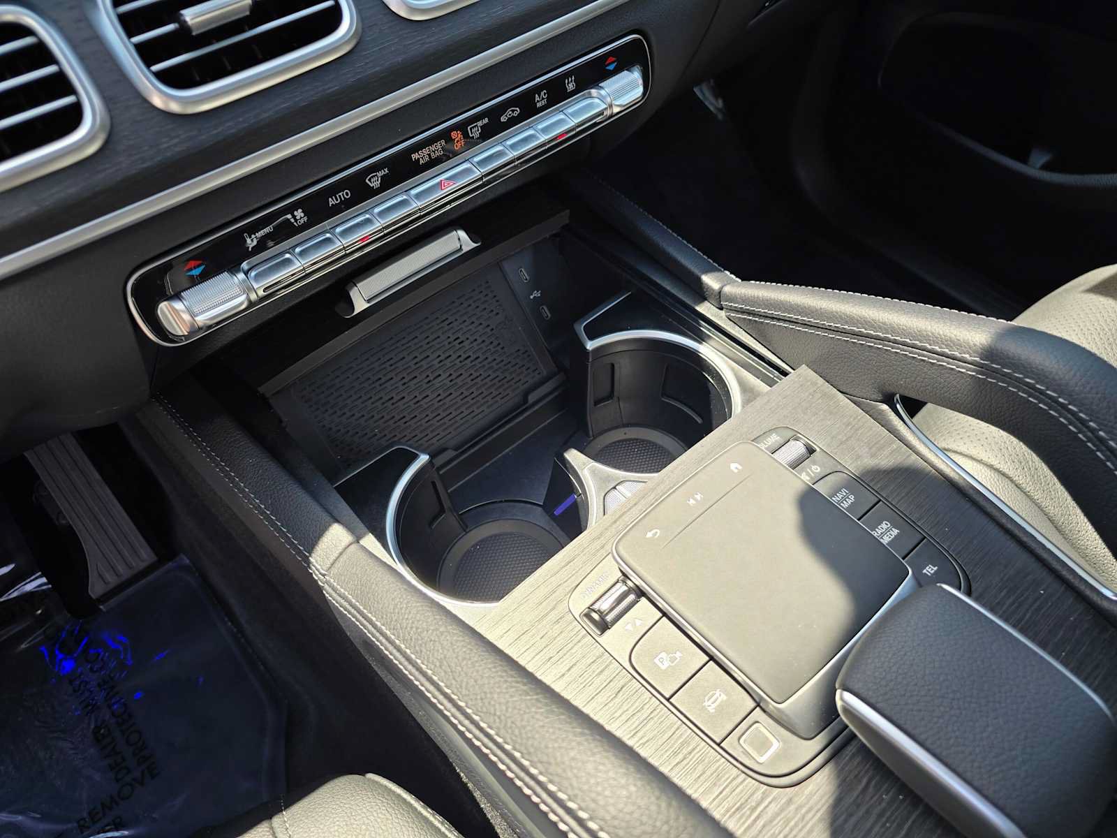 New 2026 Mercedes-Benz GLE 450e 4MATIC image 30
