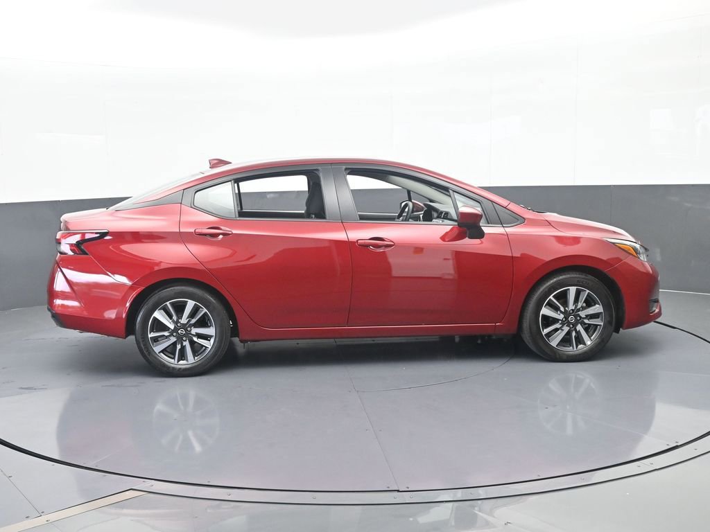 Used 2025 Nissan Versa SV image 7