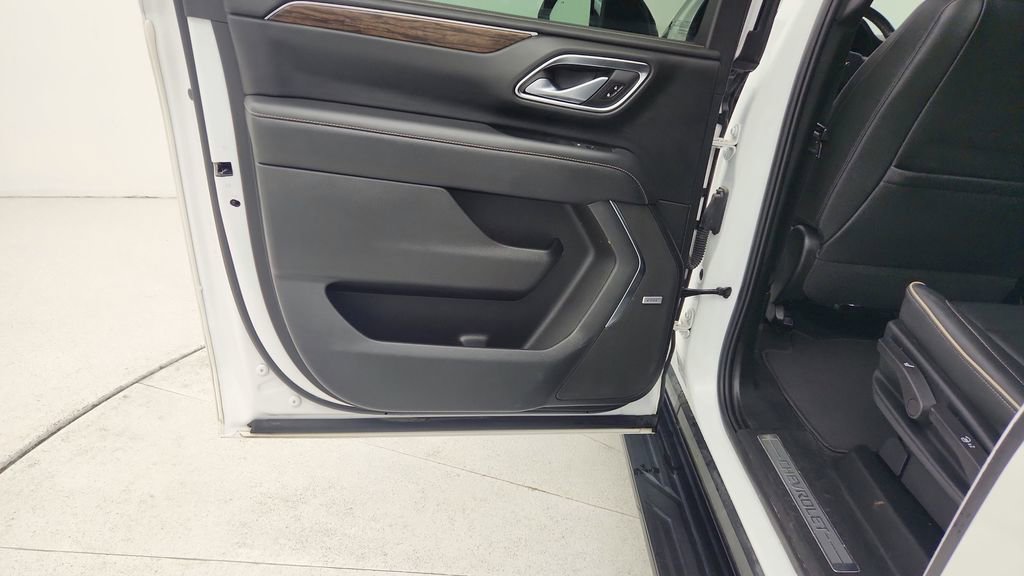 Certified 2022 Chevrolet Suburban Premier image 29
