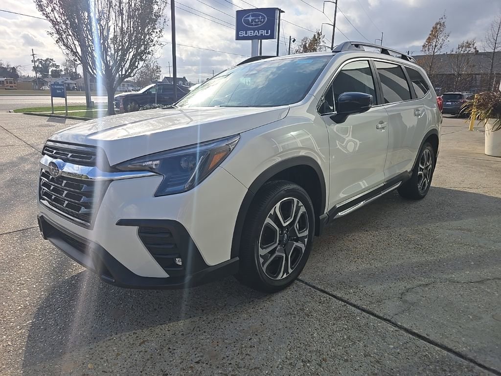 Certified 2025 Subaru Ascent Limited image 5