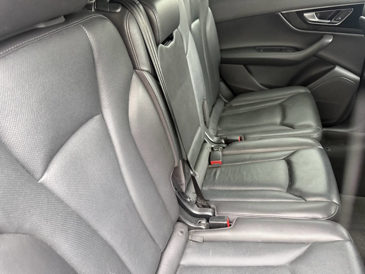 Used 2017 Audi Q7 3.0T Premium Plus image 15