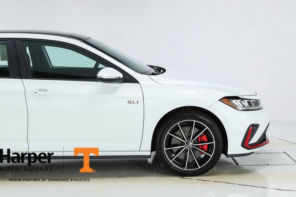 Used 2025 Volkswagen Jetta GLI Autobahn FWD image 12