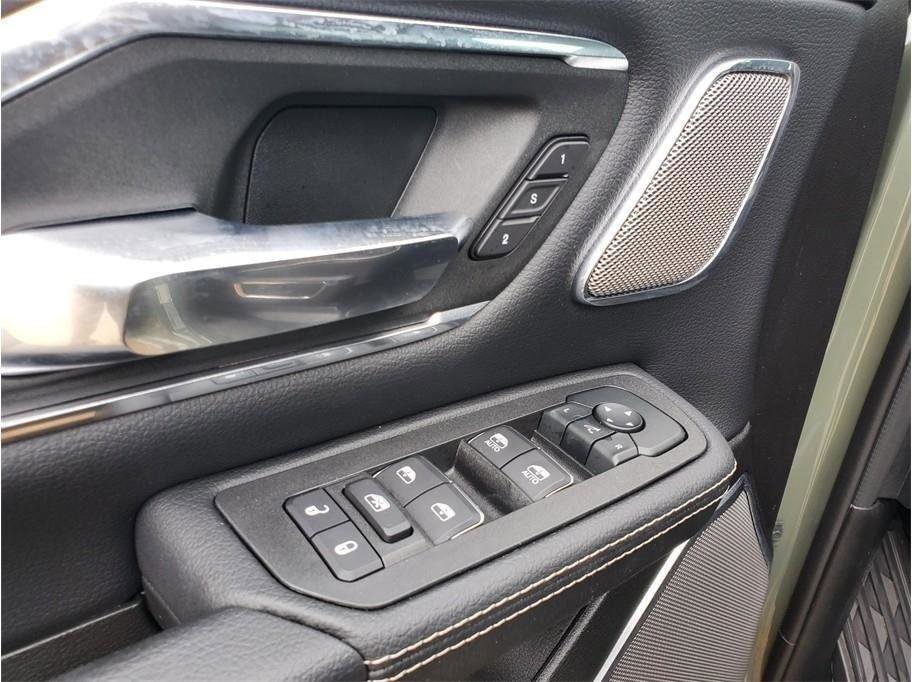 Used 2026 RAM 1500 Laramie w/ Night Edition AWD/4WD image 22