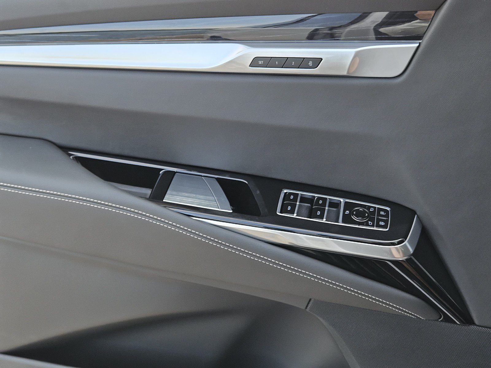 New 2026 Cadillac Escalade Sport w/ Touring Package AWD/4WD image 16