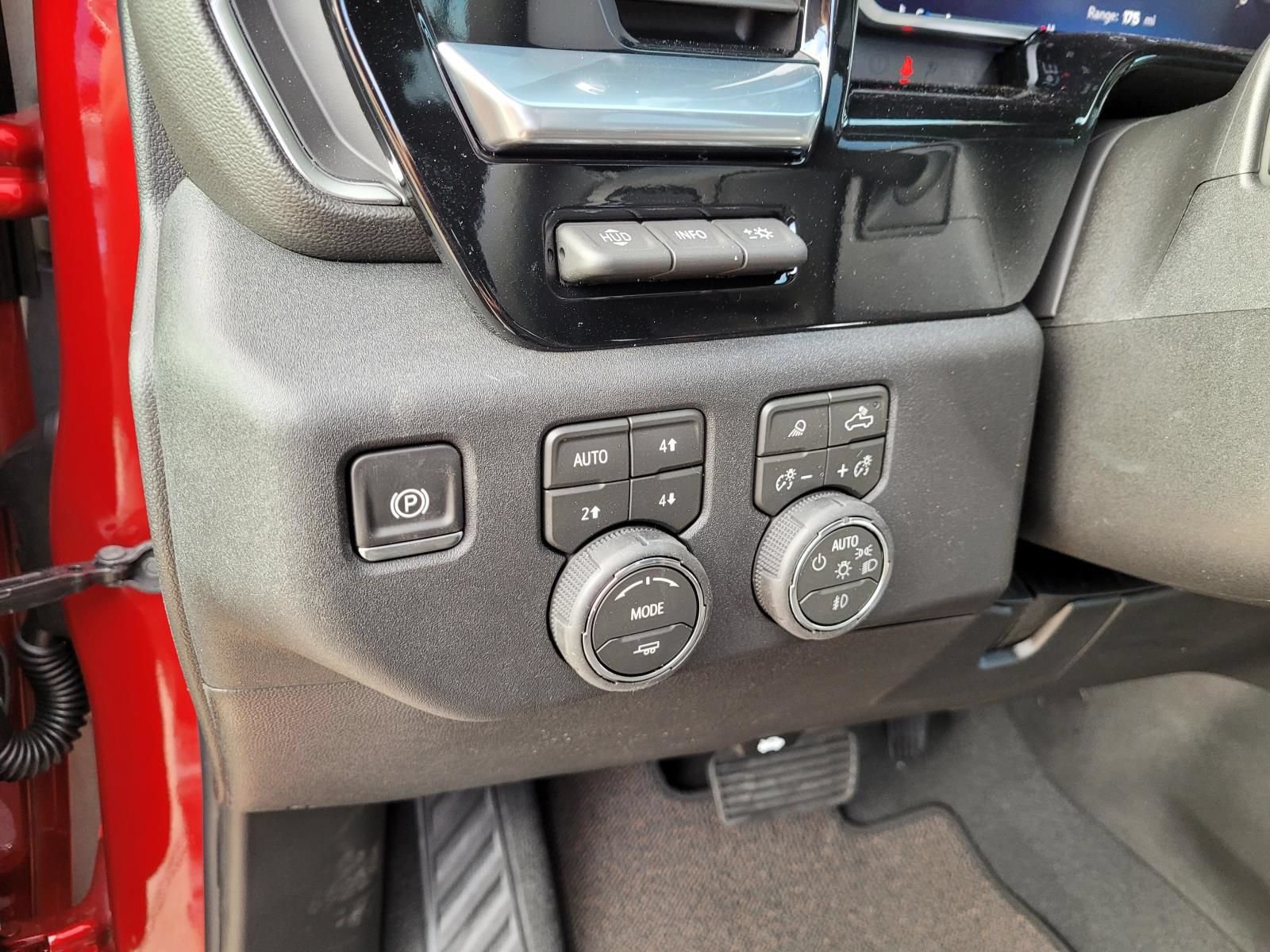 New 2026 Chevrolet Silverado 2500 High Country w/ High Country Premium Package AWD/4WD image 17