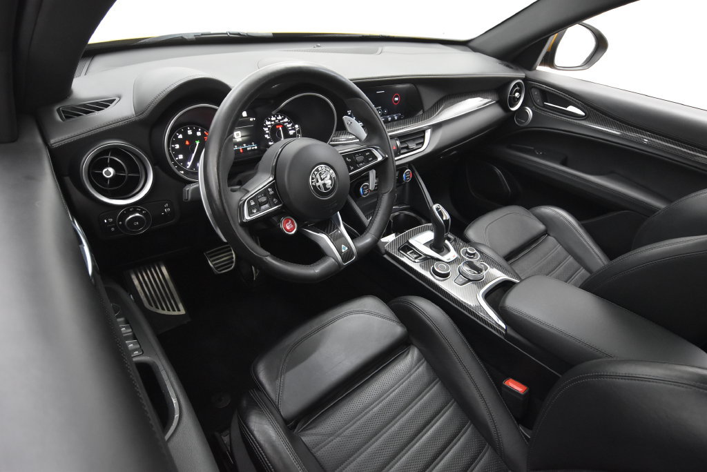 Used 2022 Alfa Romeo Stelvio Quadrifoglio w/ Active Assist Plus Package AWD/4WD image 39