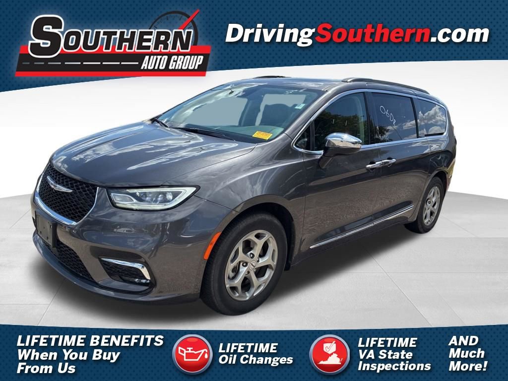 Used 2023 Chrysler Pacifica Limited FWD image 1