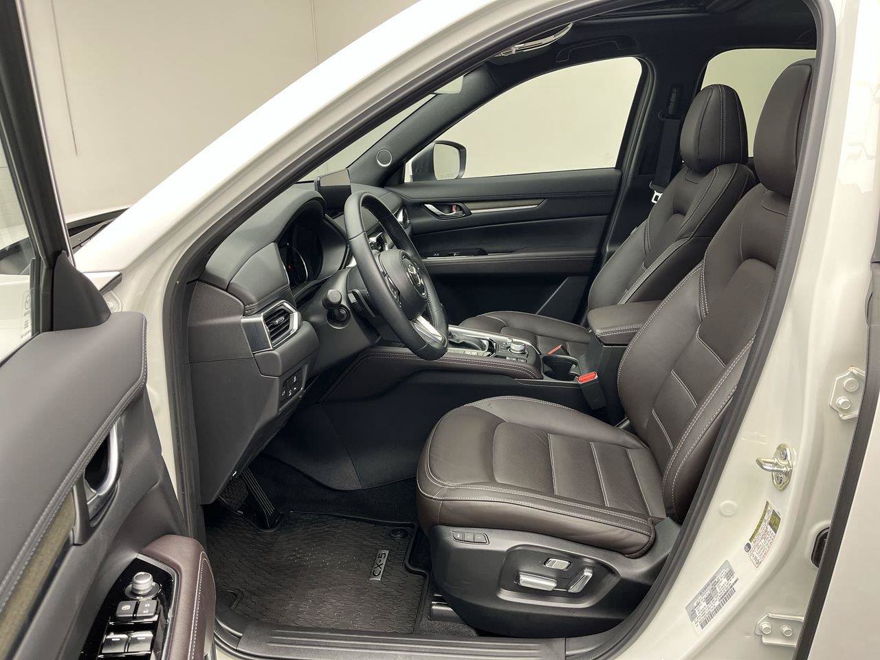 Certified 2025 MAZDA CX-5 Signature AWD/4WD image 10