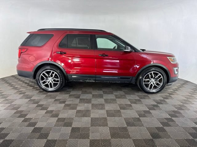 Used 2016 Ford Explorer Sport w/ Equipment Group 401A AWD/4WD image 4