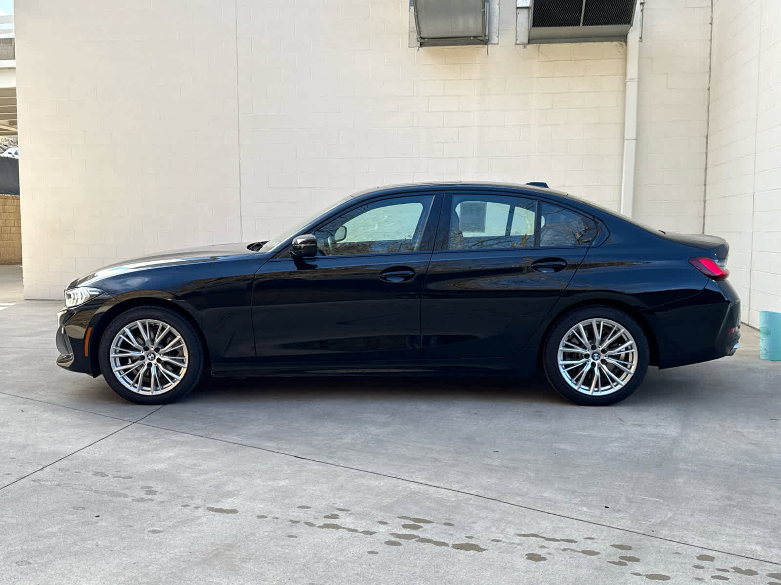 Certified 2023 BMW 330i xDrive 330i xDrive w/ Premium Package image 5