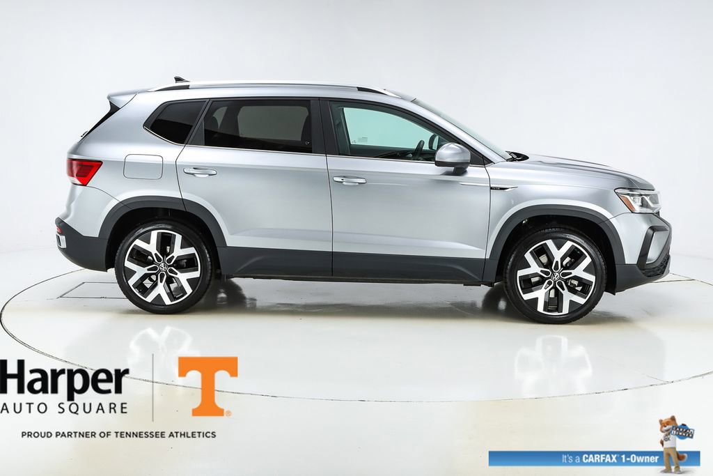 Used 2023 Volkswagen Taos SEL AWD/4WD image 48