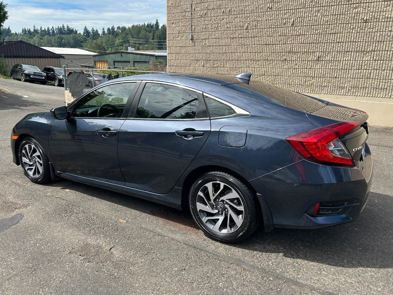 Used 2017 Honda Civic EX image 7