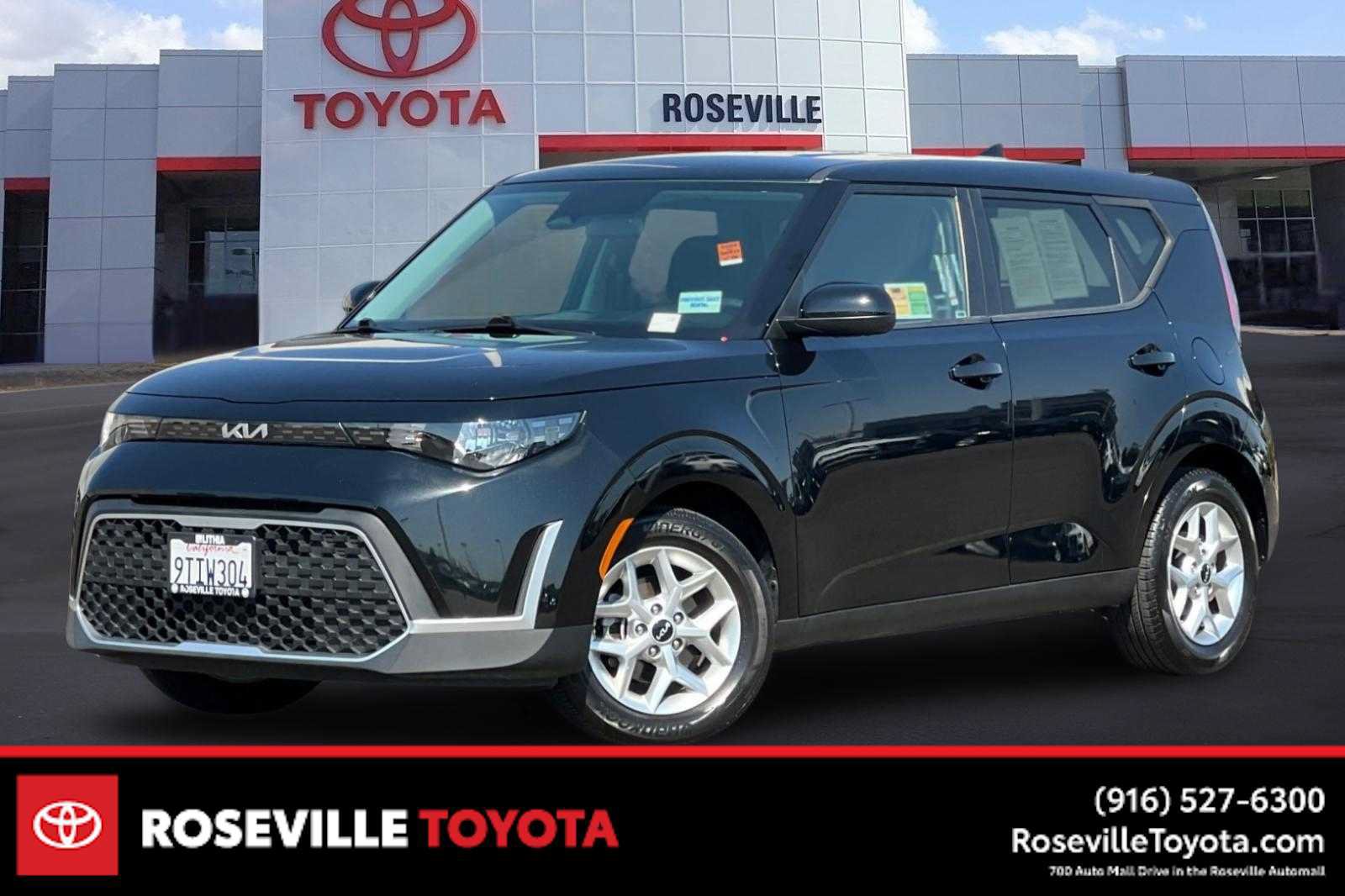 Used 2024 Kia Soul LX w/ Option Group 015 FWD image 1