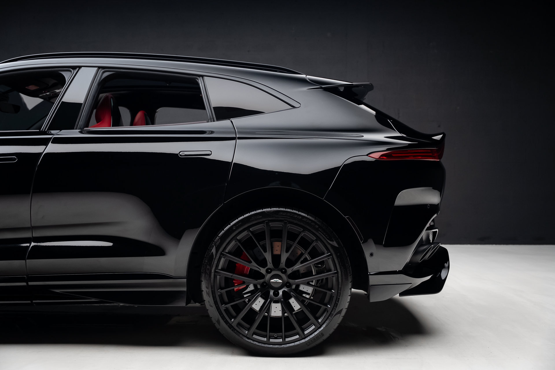 Used 2023 Aston Martin DBX 707 AWD/4WD image 19