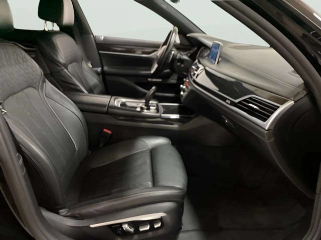 Used 2017 BMW 740i RWD image 80