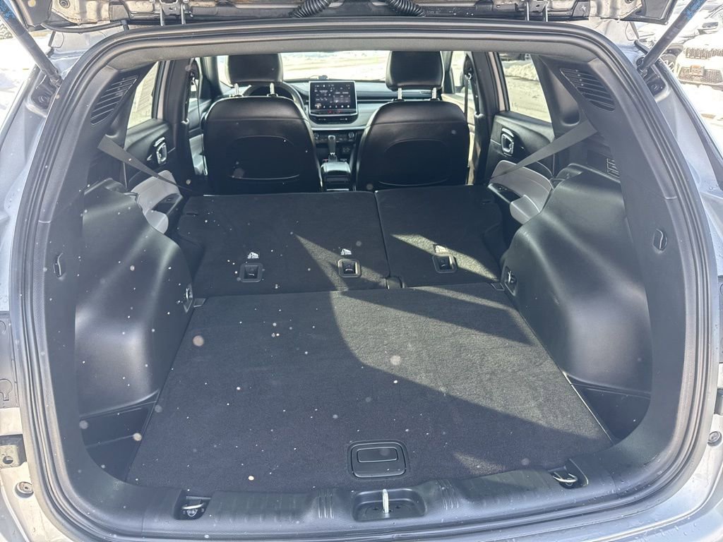 Used 2023 Jeep Compass Limited image 17