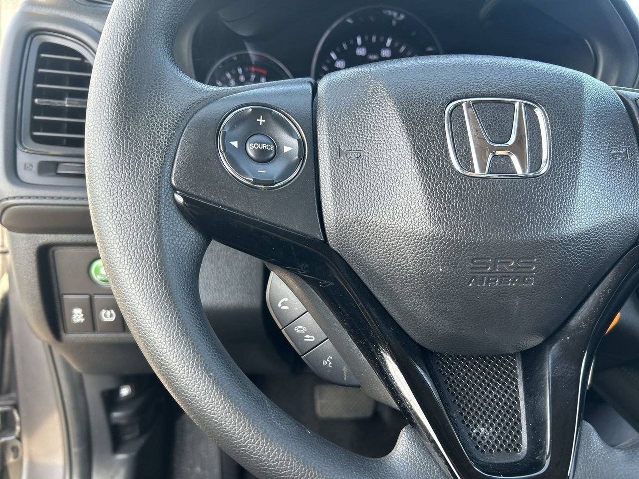 Used 2021 Honda HR-V LX image 20