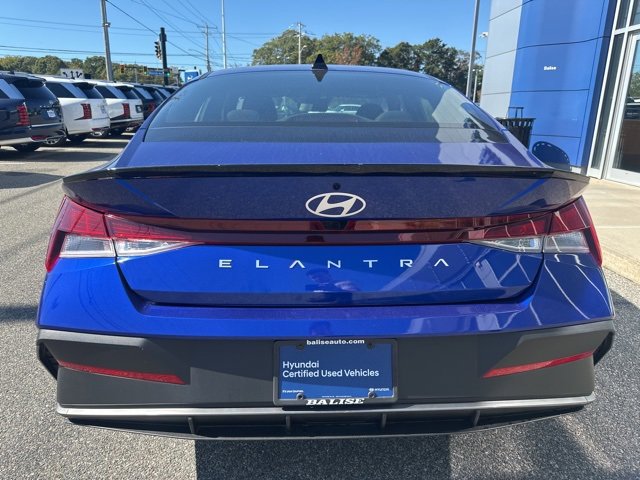 Certified 2025 Hyundai Elantra Sport image 7