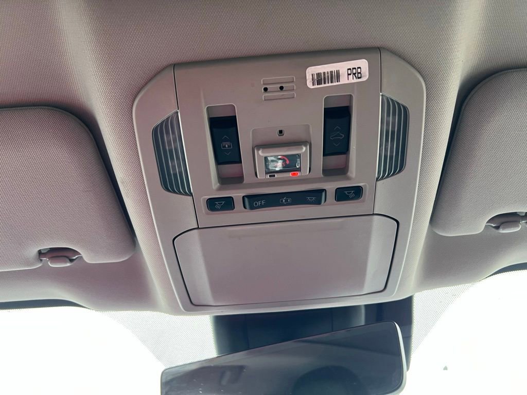 Used 2020 Toyota Highlander Platinum image 39