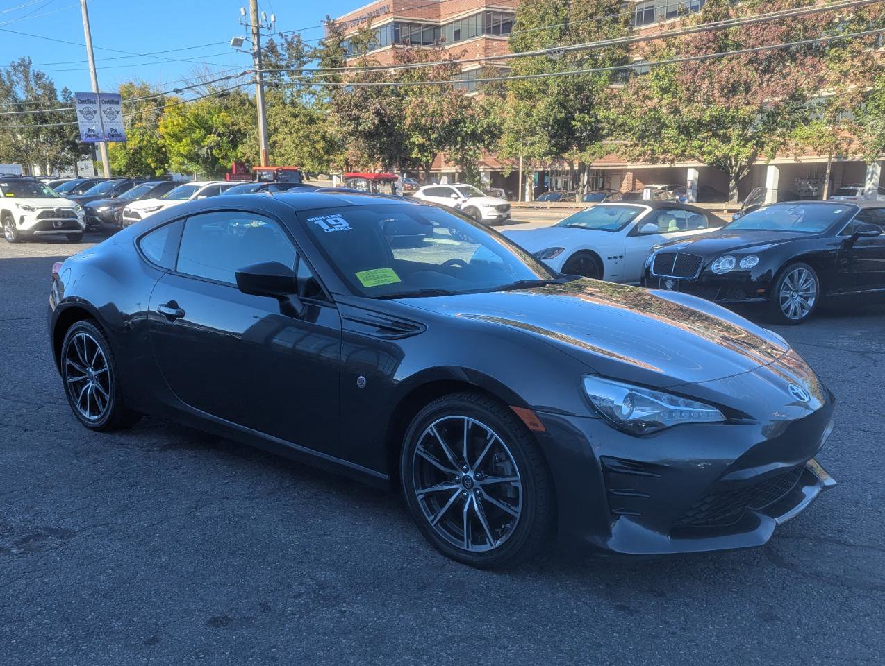 Used 2019 Toyota 86 RWD image 5