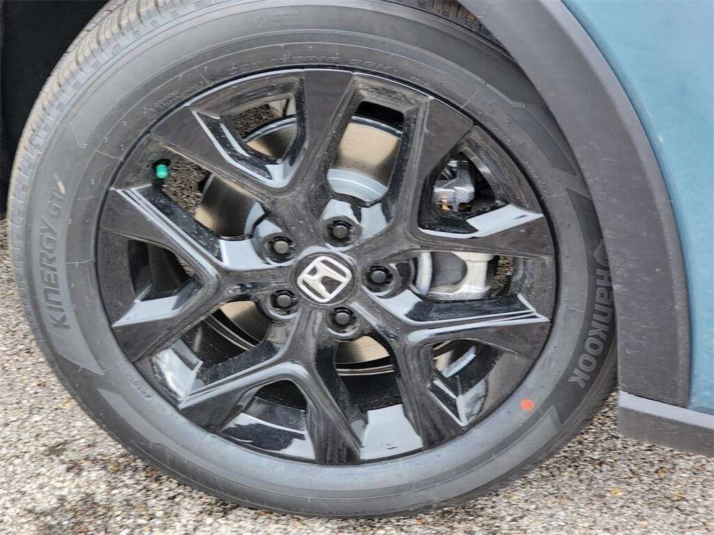 Used 2024 Honda HR-V Sport image 17