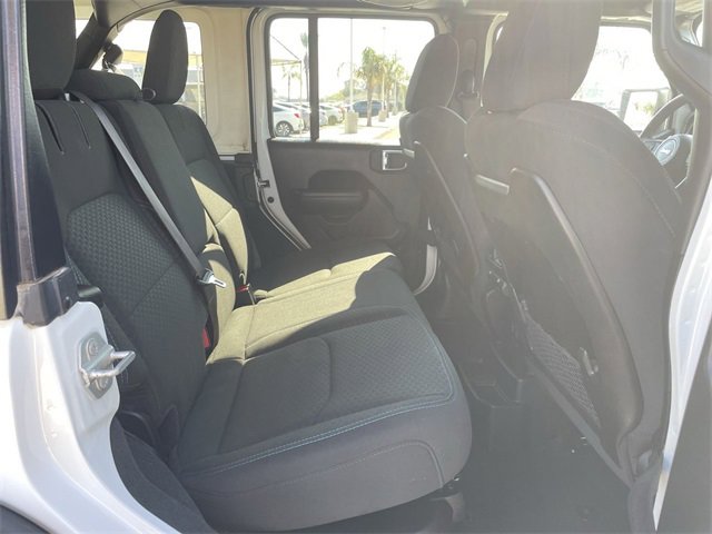 Used 2024 Jeep Wrangler Unlimited Rubicon 4xe image 26