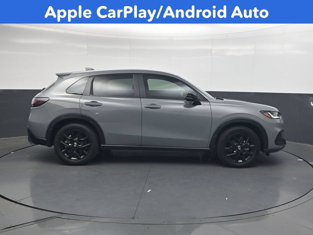 Certified 2025 Honda HR-V Sport image 3