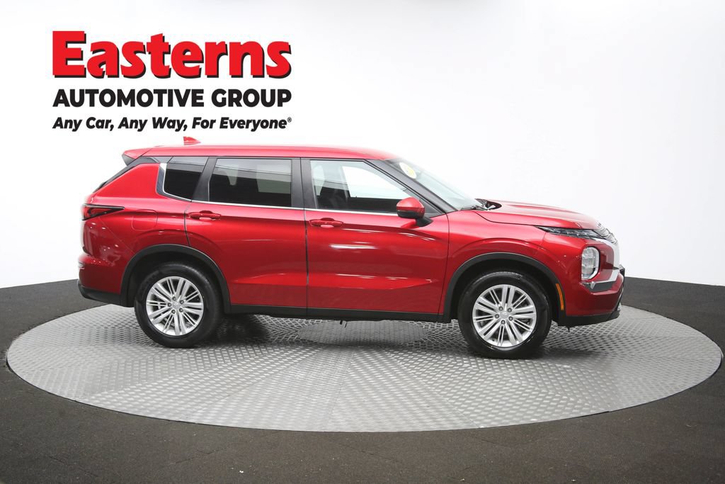 Used 2024 Mitsubishi Outlander ES AWD/4WD image 45