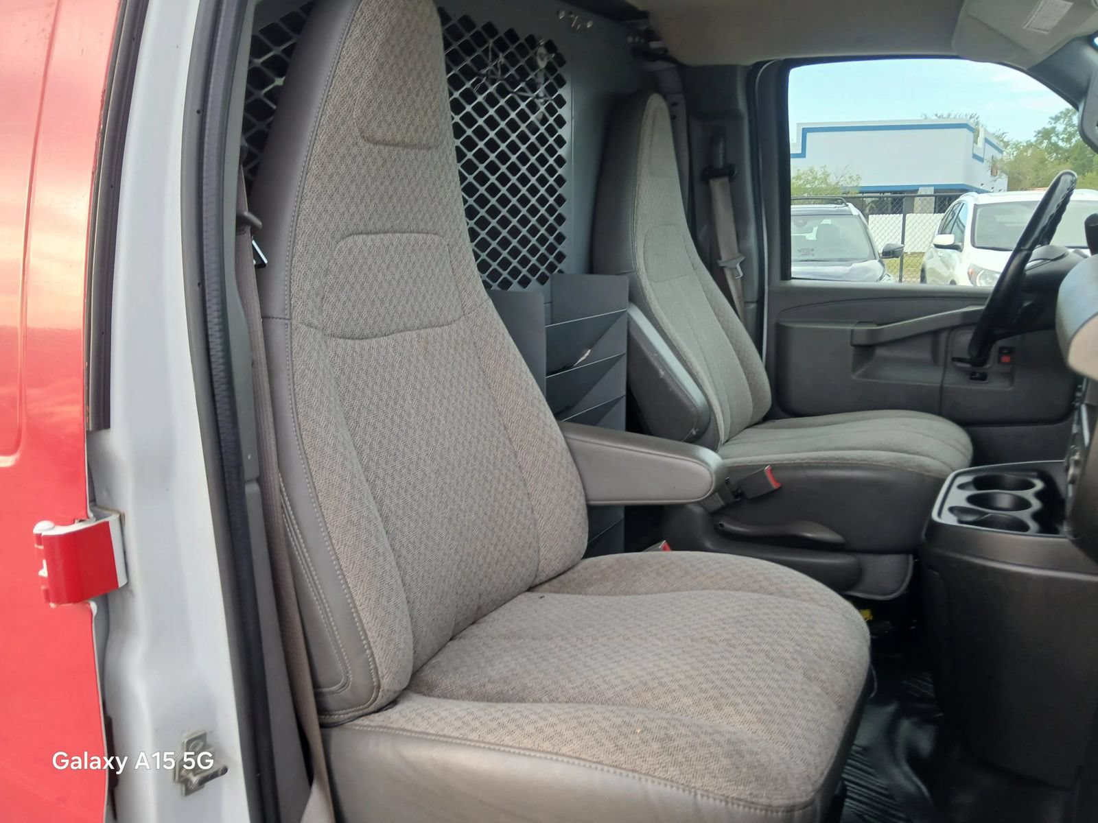 Used 2018 Chevrolet Express 3500 Extended w/ Driver Convenience Package RWD image 19