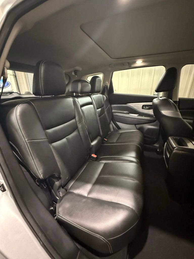 Used 2017 Nissan Murano Platinum w/ Platinum Technology Package AWD/4WD image 20