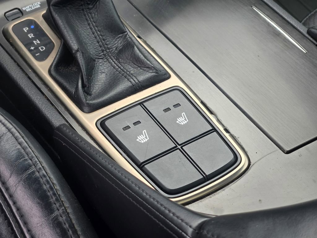 Used 2012 Hyundai Azera image 36